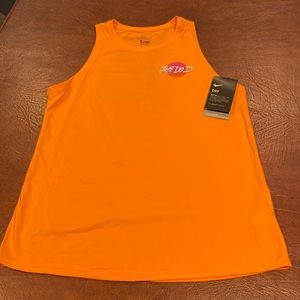 NWT Nike’s tank top, size S